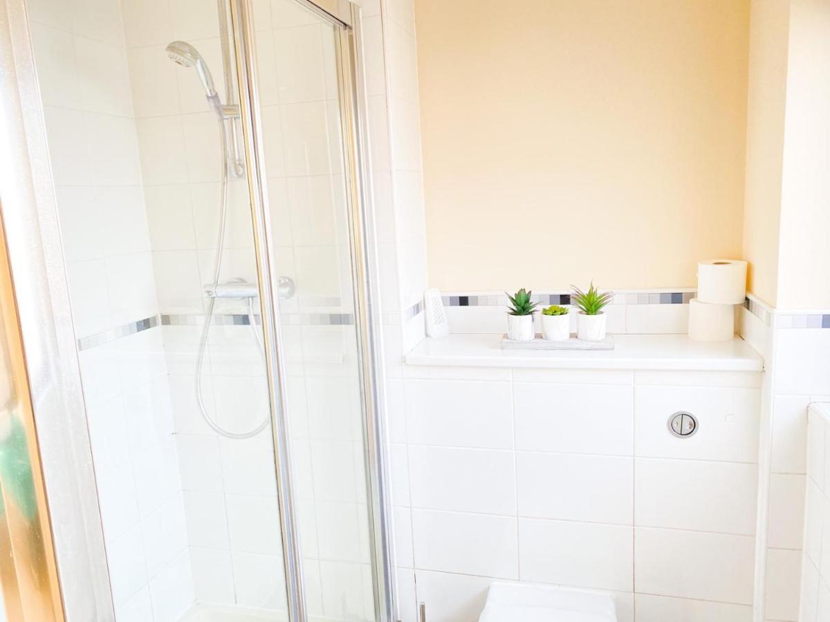 Tudors Esuites House City Centre Netflix Birmingham Luaran gambar